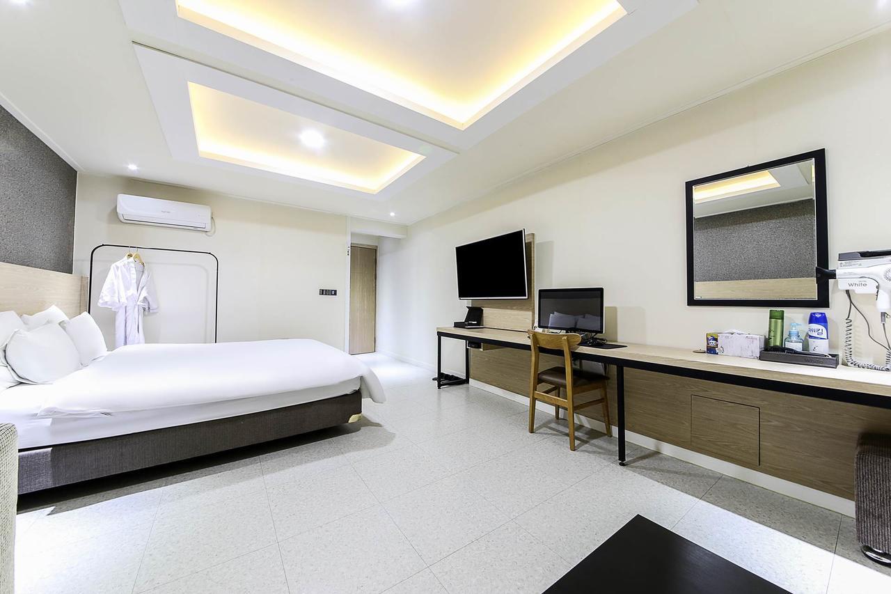 סוואן White Hotel מראה חיצוני תמונה