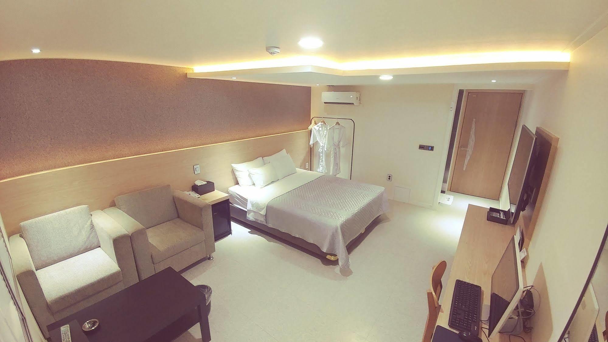 סוואן White Hotel מראה חיצוני תמונה