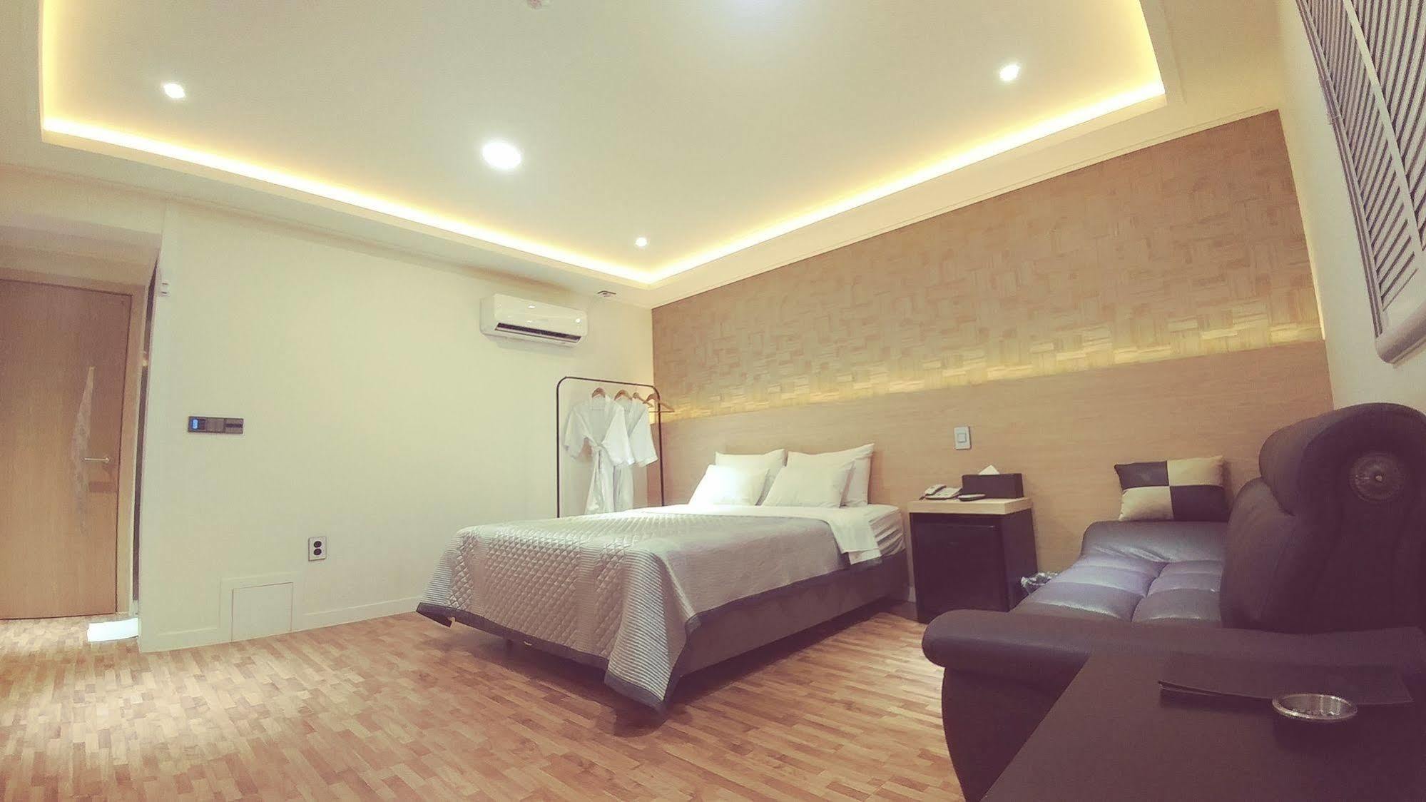 סוואן White Hotel מראה חיצוני תמונה
