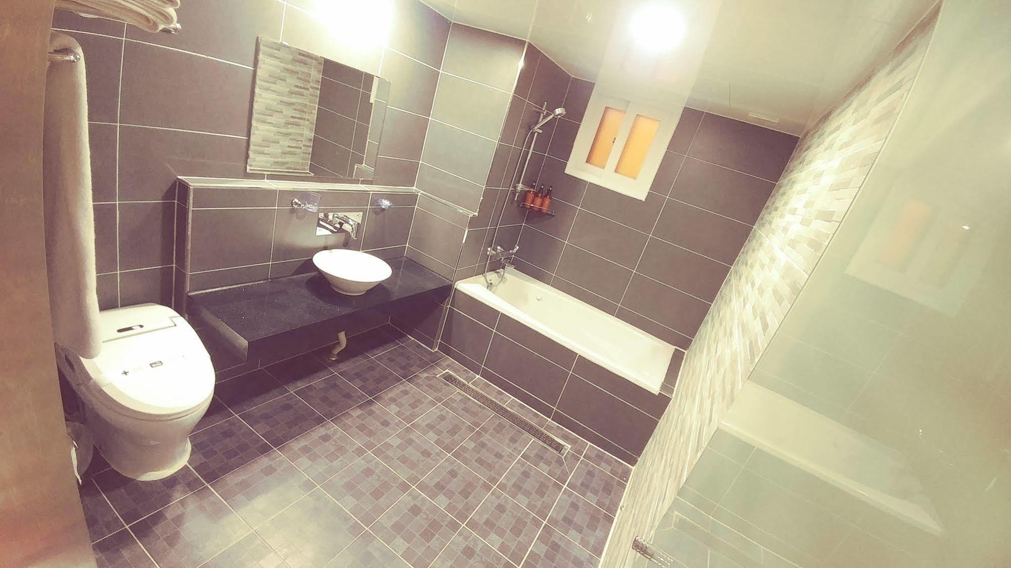 סוואן White Hotel מראה חיצוני תמונה